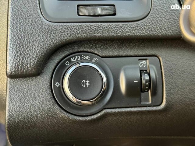 Синій Опель Інсігнія, об'ємом двигуна 2 л та пробігом 288 тис. км за 8990 $, фото 19 на Automoto.ua