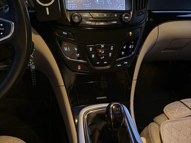 Синій Опель Інсігнія, об'ємом двигуна 2 л та пробігом 261 тис. км за 14300 $, фото 19 на Automoto.ua