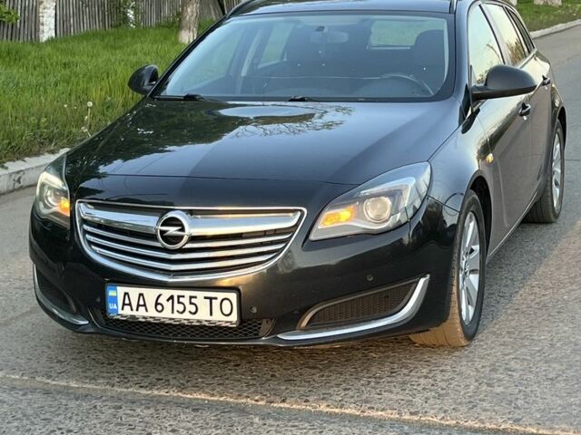 Синий Опель Инсигния, объемом двигателя 2 л и пробегом 319 тыс. км за 8500 $, фото 2 на Automoto.ua