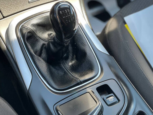 Синий Опель Инсигния, объемом двигателя 2 л и пробегом 316 тыс. км за 9600 $, фото 15 на Automoto.ua