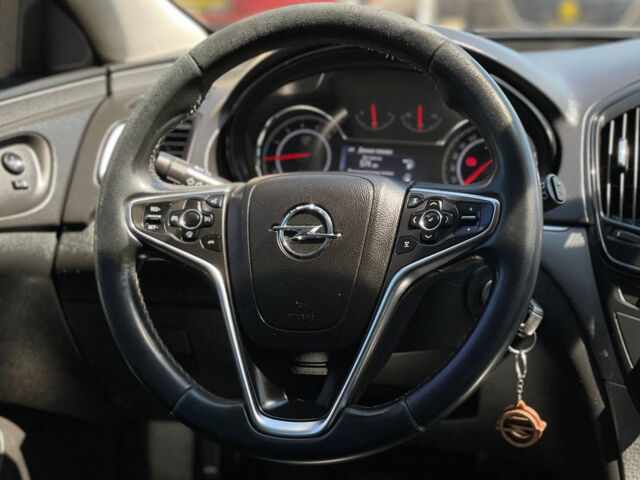 Синий Опель Инсигния, объемом двигателя 2 л и пробегом 316 тыс. км за 9600 $, фото 12 на Automoto.ua