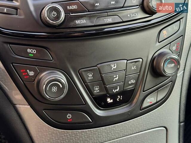 Синій Опель Інсігнія, об'ємом двигуна 2 л та пробігом 288 тис. км за 8990 $, фото 15 на Automoto.ua