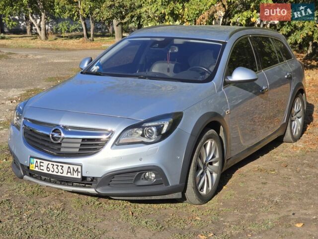 Синий Опель Инсигния, объемом двигателя 2 л и пробегом 169 тыс. км за 12500 $, фото 2 на Automoto.ua