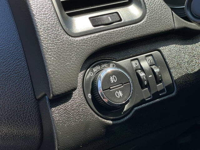 Синий Опель Инсигния, объемом двигателя 2 л и пробегом 316 тыс. км за 9600 $, фото 10 на Automoto.ua