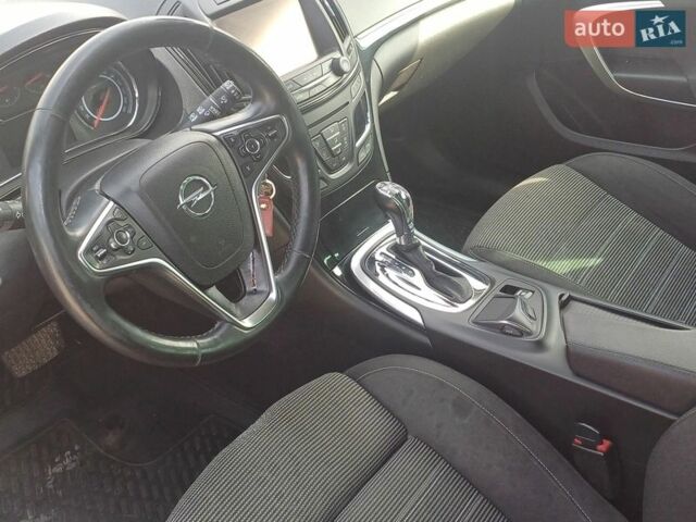 Синій Опель Інсігнія, об'ємом двигуна 1.96 л та пробігом 269 тис. км за 10500 $, фото 6 на Automoto.ua