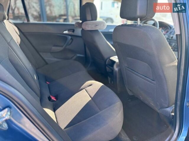 Синій Опель Інсігнія, об'ємом двигуна 1.96 л та пробігом 253 тис. км за 8999 $, фото 27 на Automoto.ua