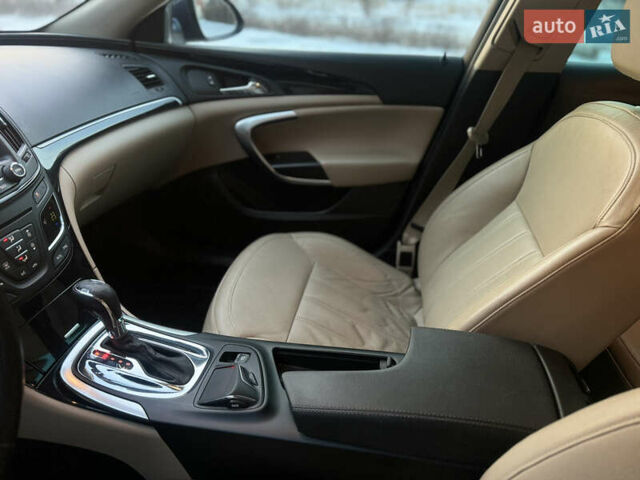 Синий Опель Инсигния, объемом двигателя 2 л и пробегом 205 тыс. км за 11000 $, фото 23 на Automoto.ua