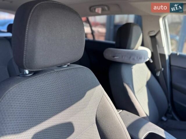 Синій Опель Інсігнія, об'ємом двигуна 1.96 л та пробігом 253 тис. км за 8999 $, фото 32 на Automoto.ua