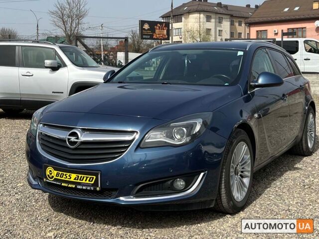 Синий Опель Инсигния, объемом двигателя 2 л и пробегом 238 тыс. км за 10500 $, фото 2 на Automoto.ua