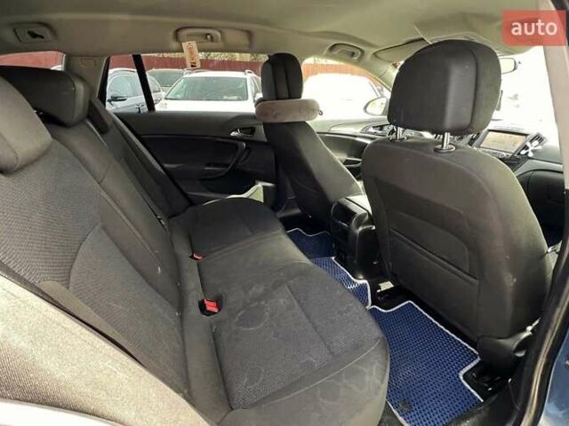 Синій Опель Інсігнія, об'ємом двигуна 2 л та пробігом 250 тис. км за 10300 $, фото 17 на Automoto.ua