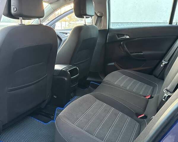 Синій Опель Інсігнія, об'ємом двигуна 2 л та пробігом 245 тис. км за 11500 $, фото 11 на Automoto.ua