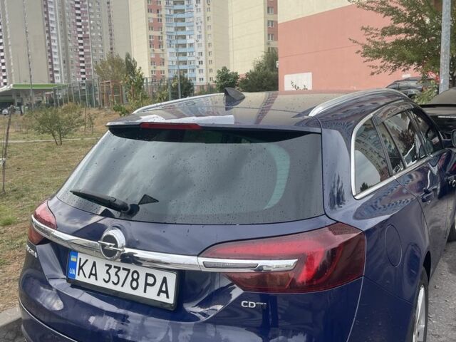 Синий Опель Инсигния, объемом двигателя 1.6 л и пробегом 260 тыс. км за 13000 $, фото 2 на Automoto.ua