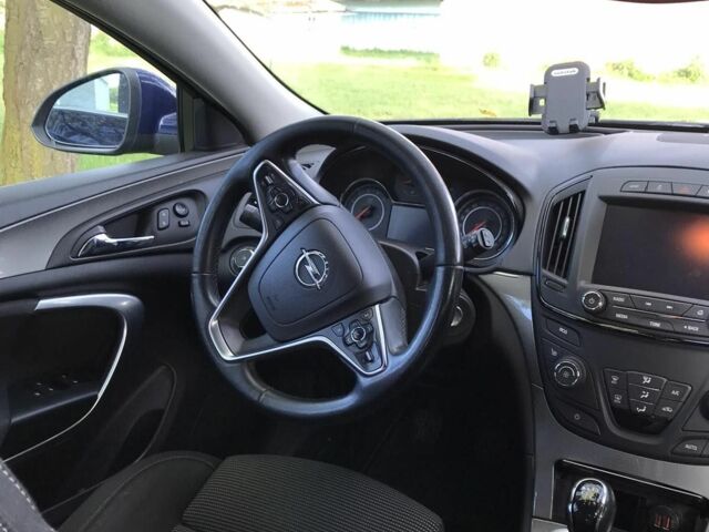 Синий Опель Инсигния, объемом двигателя 0 л и пробегом 245 тыс. км за 11500 $, фото 6 на Automoto.ua