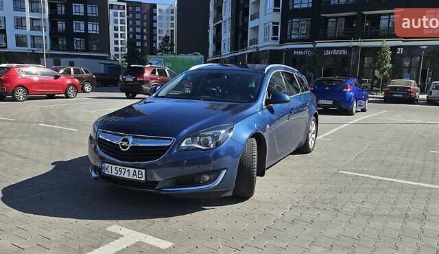Синий Опель Инсигния, объемом двигателя 1.96 л и пробегом 95 тыс. км за 14000 $, фото 1 на Automoto.ua