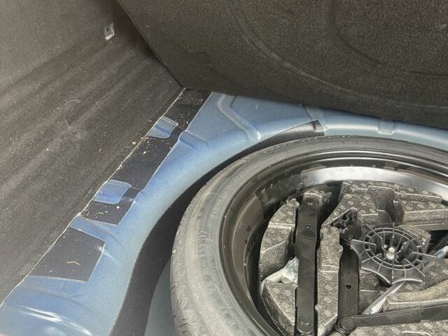 Синий Опель Инсигния, объемом двигателя 1.6 л и пробегом 260 тыс. км за 13000 $, фото 7 на Automoto.ua