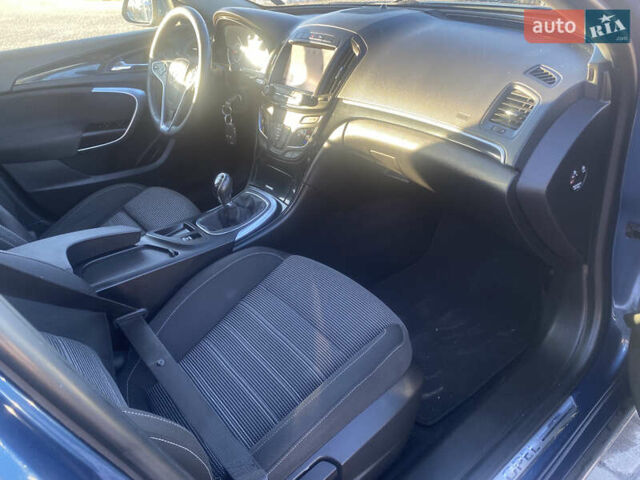 Синий Опель Инсигния, объемом двигателя 1.6 л и пробегом 211 тыс. км за 9500 $, фото 5 на Automoto.ua