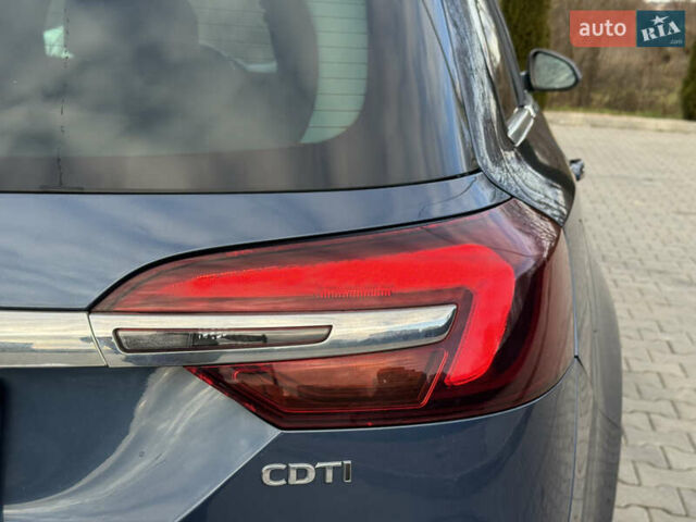 Синій Опель Інсігнія, об'ємом двигуна 1.6 л та пробігом 163 тис. км за 10700 $, фото 14 на Automoto.ua