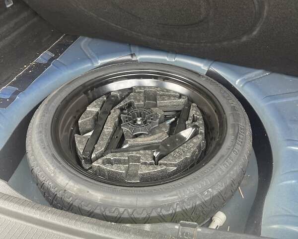 Синий Опель Инсигния, объемом двигателя 1.6 л и пробегом 260 тыс. км за 13000 $, фото 6 на Automoto.ua