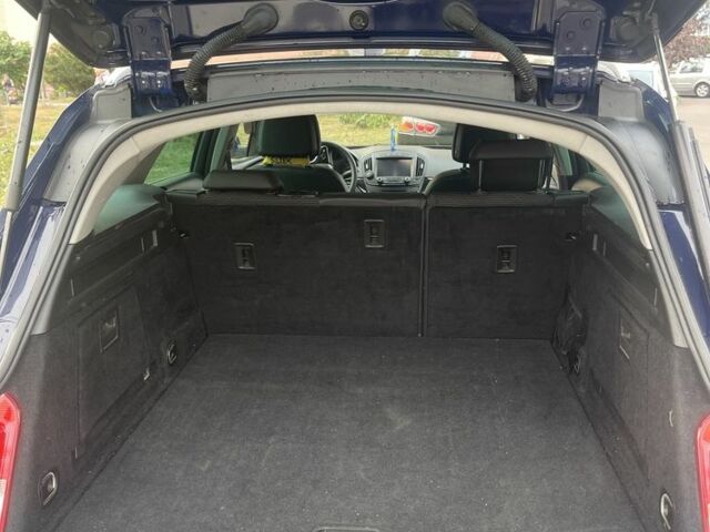 Синий Опель Инсигния, объемом двигателя 1.6 л и пробегом 260 тыс. км за 13000 $, фото 5 на Automoto.ua