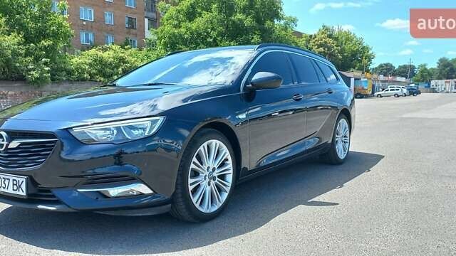 Синий Опель Инсигния, объемом двигателя 1.6 л и пробегом 190 тыс. км за 13500 $, фото 1 на Automoto.ua