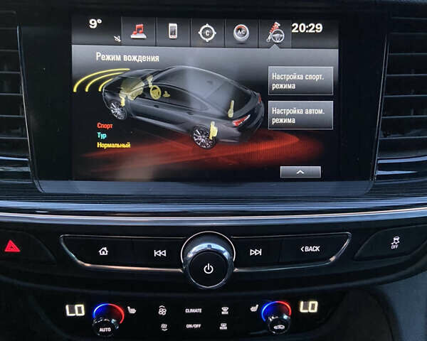 Синій Опель Інсігнія, об'ємом двигуна 1.96 л та пробігом 165 тис. км за 17650 $, фото 82 на Automoto.ua