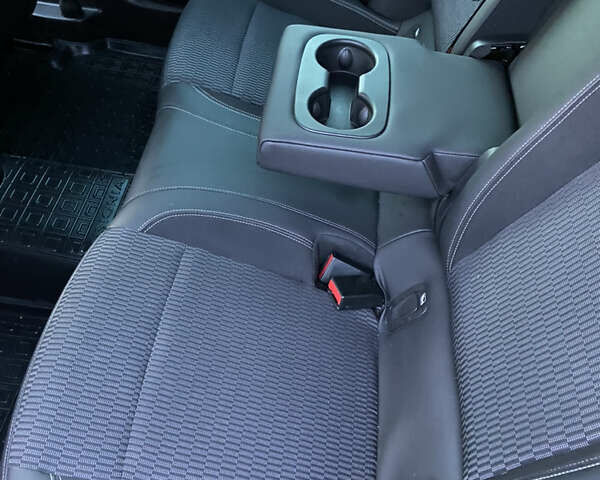 Синій Опель Інсігнія, об'ємом двигуна 1.96 л та пробігом 165 тис. км за 17650 $, фото 46 на Automoto.ua