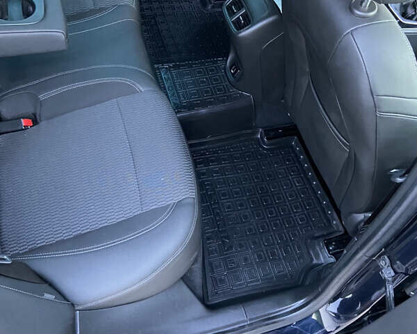 Синій Опель Інсігнія, об'ємом двигуна 1.96 л та пробігом 165 тис. км за 17650 $, фото 57 на Automoto.ua