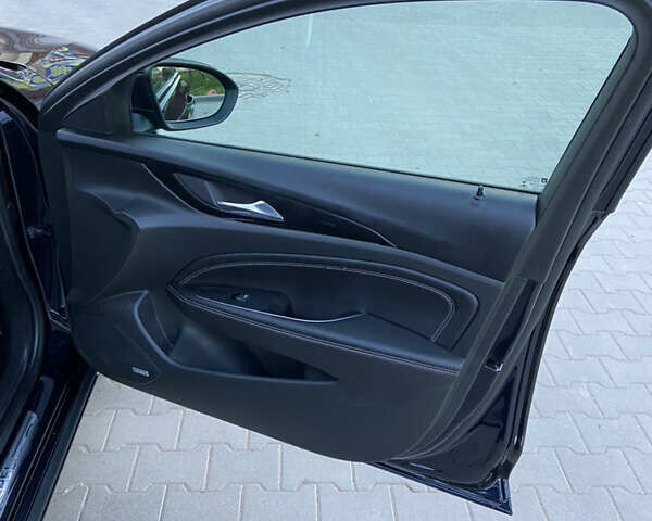 Синій Опель Інсігнія, об'ємом двигуна 1.96 л та пробігом 165 тис. км за 17650 $, фото 54 на Automoto.ua