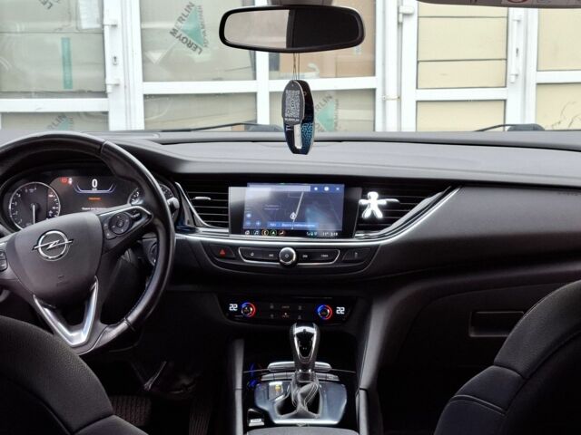 Синій Опель Інсігнія, об'ємом двигуна 1.6 л та пробігом 165 тис. км за 14700 $, фото 13 на Automoto.ua