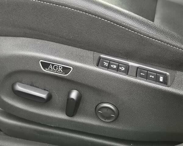 Синий Опель Инсигния, объемом двигателя 2 л и пробегом 201 тыс. км за 16500 $, фото 41 на Automoto.ua