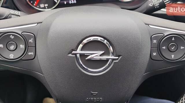 Синий Опель Инсигния, объемом двигателя 1.6 л и пробегом 285 тыс. км за 12899 $, фото 27 на Automoto.ua