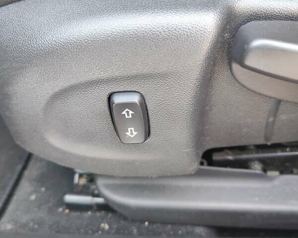 Синій Опель Інсігнія, об'ємом двигуна 1.6 л та пробігом 285 тис. км за 13499 $, фото 19 на Automoto.ua