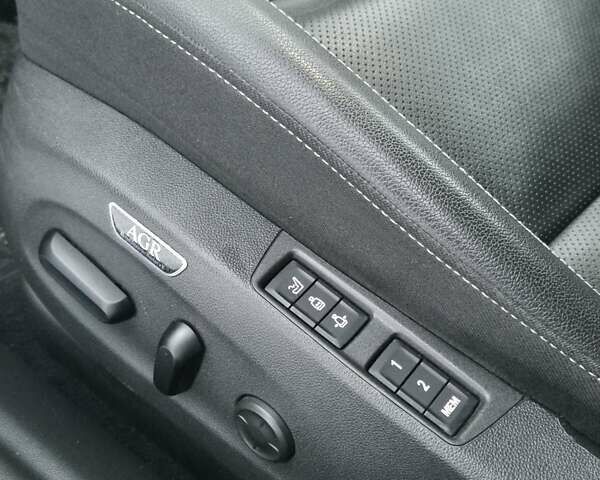 Синій Опель Інсігнія, об'ємом двигуна 2 л та пробігом 201 тис. км за 16599 $, фото 47 на Automoto.ua