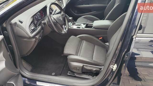 Синий Опель Инсигния, объемом двигателя 1.6 л и пробегом 285 тыс. км за 12899 $, фото 6 на Automoto.ua