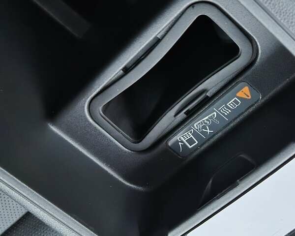 Синій Опель Інсігнія, об'ємом двигуна 2 л та пробігом 201 тис. км за 16599 $, фото 62 на Automoto.ua