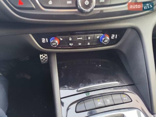 Синій Опель Інсігнія, об'ємом двигуна 1.6 л та пробігом 285 тис. км за 13499 $, фото 22 на Automoto.ua