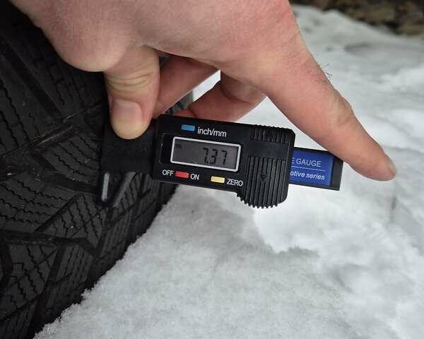 Синій Опель Інсігнія, об'ємом двигуна 2 л та пробігом 201 тис. км за 16599 $, фото 3 на Automoto.ua