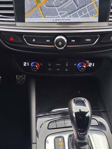 Синий Опель Инсигния, объемом двигателя 1.6 л и пробегом 285 тыс. км за 12899 $, фото 30 на Automoto.ua