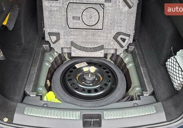 Синій Опель Інсігнія, об'ємом двигуна 1.6 л та пробігом 165 тис. км за 14700 $, фото 11 на Automoto.ua