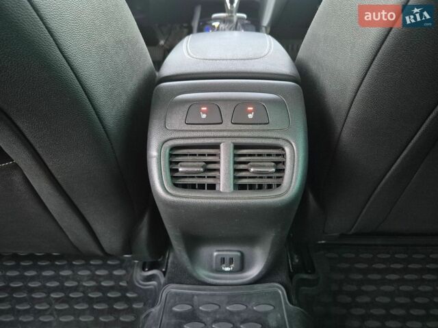 Синий Опель Инсигния, объемом двигателя 2 л и пробегом 235 тыс. км за 14600 $, фото 24 на Automoto.ua