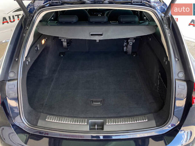 Синій Опель Інсігнія, об'ємом двигуна 0 л та пробігом 143 тис. км за 17550 $, фото 4 на Automoto.ua