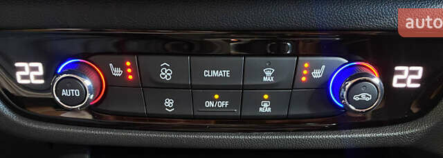 Синій Опель Інсігнія, об'ємом двигуна 0 л та пробігом 143 тис. км за 17550 $, фото 21 на Automoto.ua