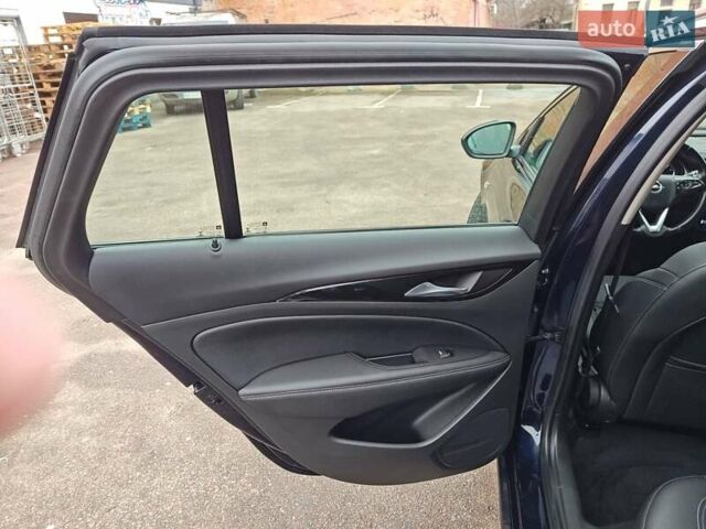 Синій Опель Інсігнія, об'ємом двигуна 1.6 л та пробігом 173 тис. км за 15700 $, фото 45 на Automoto.ua