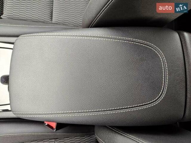 Синій Опель Інсігнія, об'ємом двигуна 1.6 л та пробігом 173 тис. км за 15700 $, фото 27 на Automoto.ua