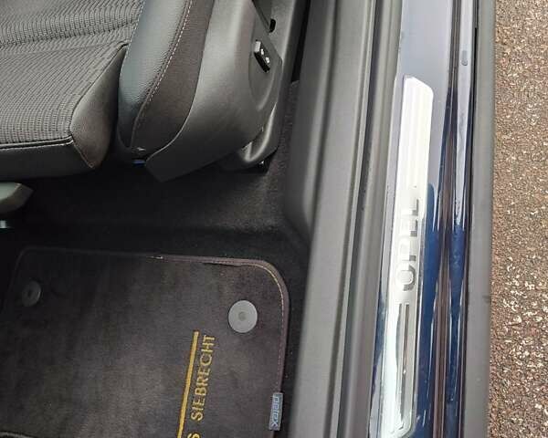 Синій Опель Інсігнія, об'ємом двигуна 1.6 л та пробігом 173 тис. км за 15700 $, фото 32 на Automoto.ua