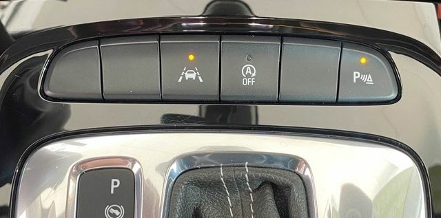 Синій Опель Інсігнія, об'ємом двигуна 0 л та пробігом 143 тис. км за 17550 $, фото 27 на Automoto.ua