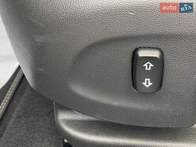 Синій Опель Інсігнія, об'ємом двигуна 0 л та пробігом 143 тис. км за 17550 $, фото 8 на Automoto.ua