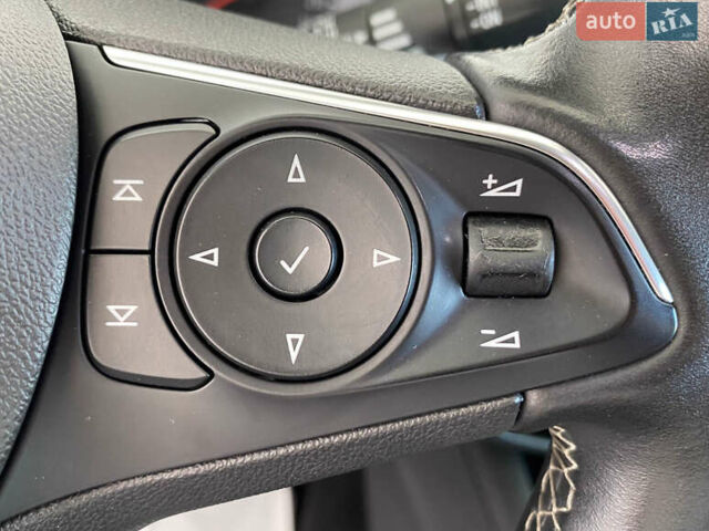 Опель Инсигния 2019 в Львове на Automoto.ua Синий Опель Инсигния, объемом двигателя 0 л и пробегом 143 тыс. км за 17550 $, фото 12 на Automoto.ua