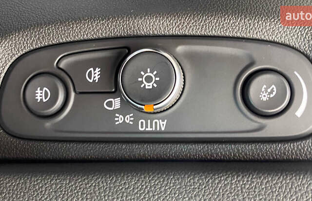 Синій Опель Інсігнія, об'ємом двигуна 0 л та пробігом 143 тис. км за 17550 $, фото 26 на Automoto.ua