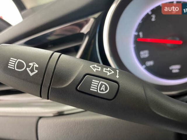 Опель Инсигния 2019 в Львове на Automoto.ua Синий Опель Инсигния, объемом двигателя 0 л и пробегом 143 тыс. км за 17550 $, фото 13 на Automoto.ua